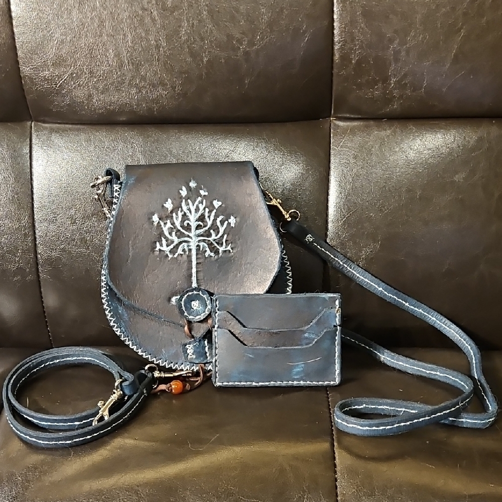 Lord the Rings Minas Tirith Leather Bag - Picture 6 of 6